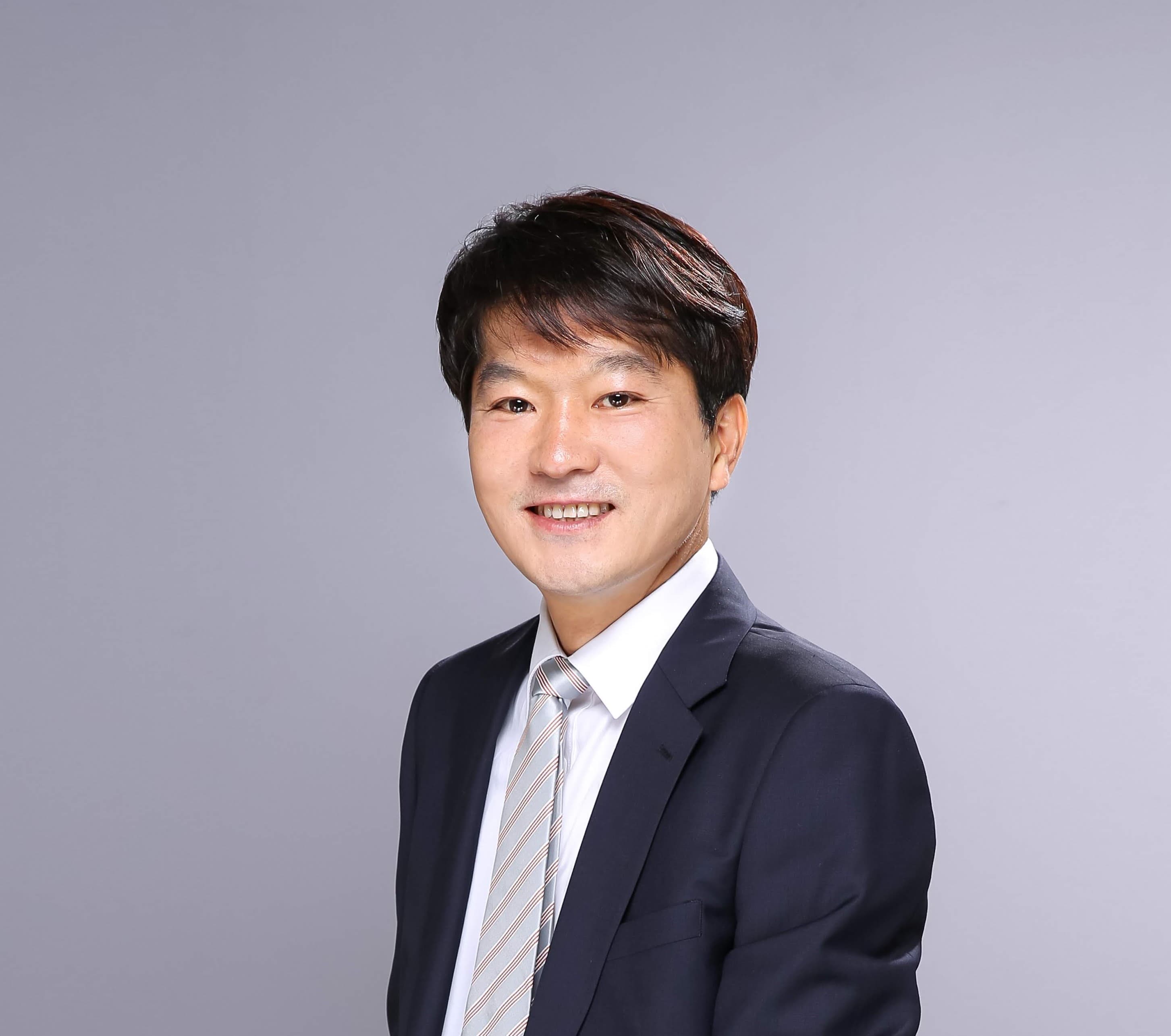 김정웅 변호사